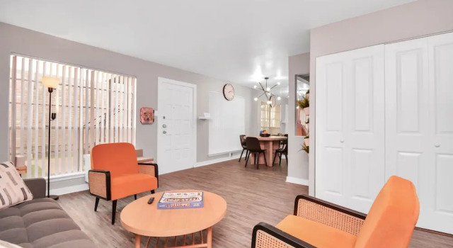 Апартаменты Standard Tx Home Group - Uptown Galleria
