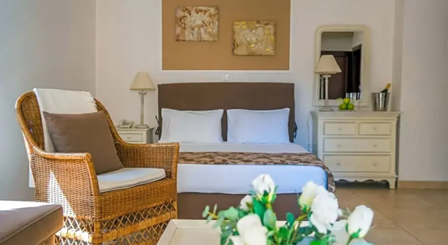 Номер Standard Hotel Astron Princess