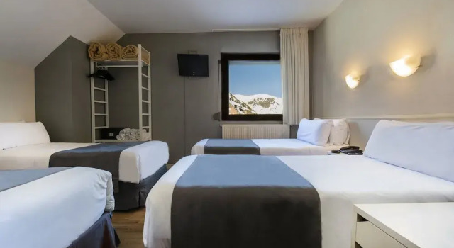 Семейный номер Standard Hotel Camellot by Nexta
