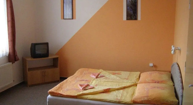 Hotel Morava Jevíčko, Забронировать Отель Евичко Haná