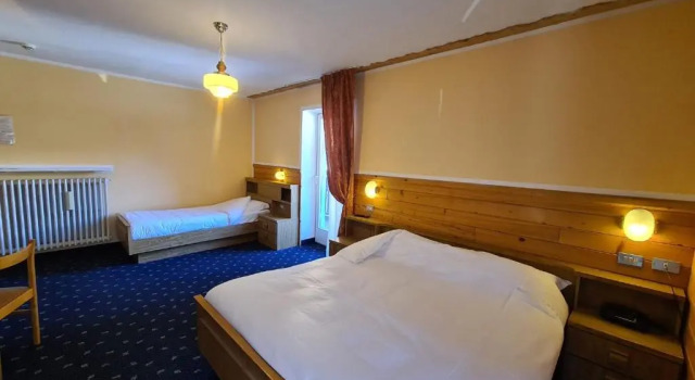 Трёхместный номер Standard с балконом Hotel Rododendro Val di Fassa