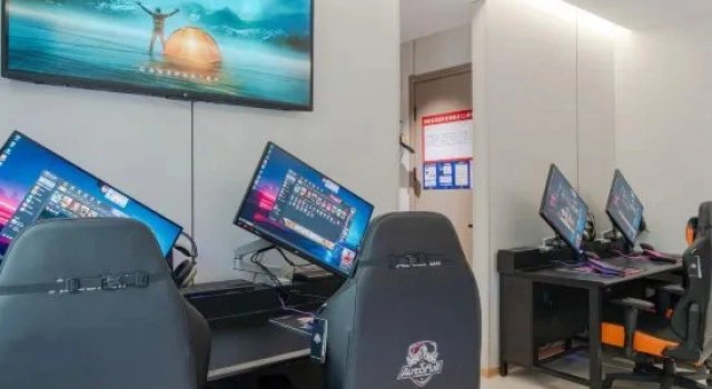 Кровать в общем номере Jingke E-sports Hotel