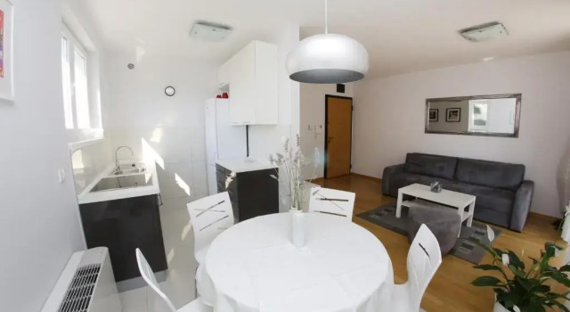 Lila Apartments