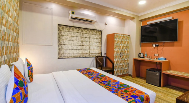Люкс Luxury FabHotel Krishna I