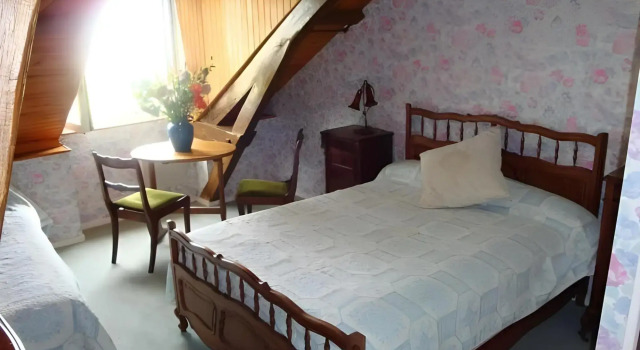 Chambres d'Hotes Le Manoir de la Salmonière, Rezerwuj Hotel  