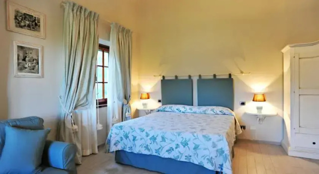 Agriturismo Le Contesse, My Italian Country House - Montecarlo, Book Hotel Montecarlo Tuscany