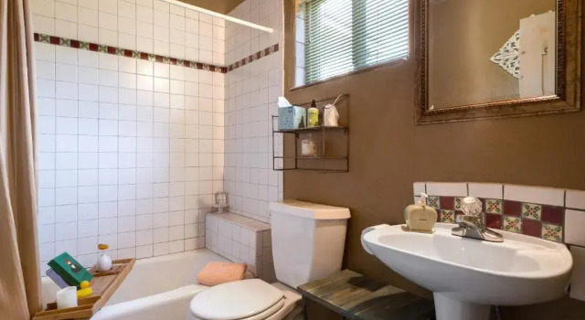 Студия Deluxe Mariposa Lodge Bed and Breakfast