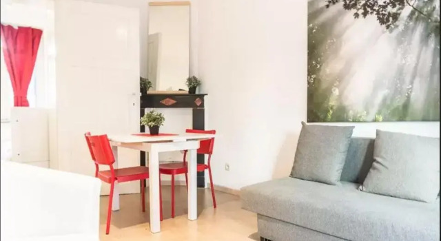 Cool Central Apartment, Забронировать Апартаменты/квартира Апартаменты Брюссельского столичного региона, рядом с Музей королевского театра - Toone VIII Foundation, Апартаменты/квартира