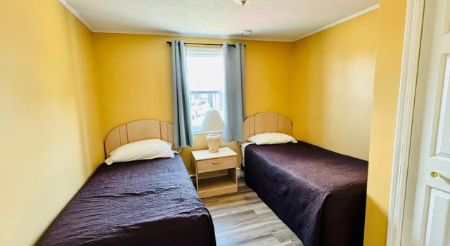 Коттедж с 2 комнатами Lakeside Stays