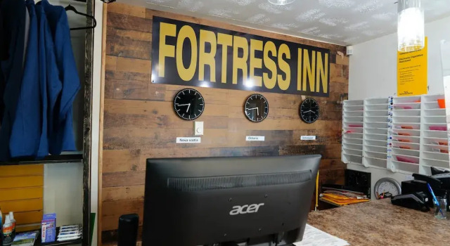 Fortress Inn Louisbourg, Boek Mini-hotel Mini-hotels in Nova Scotia, Mini-hotel