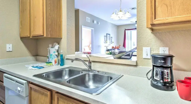 Апартаменты Resort Condo in Kissimmee ~ 3 Mi to Disney!