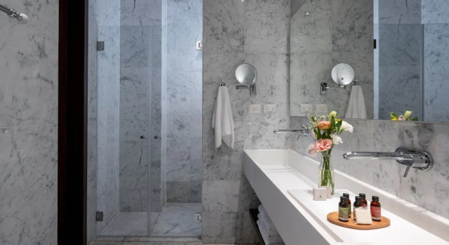Двухместный люкс Hotel Indigo Tel Aviv - Diamond District by IHG