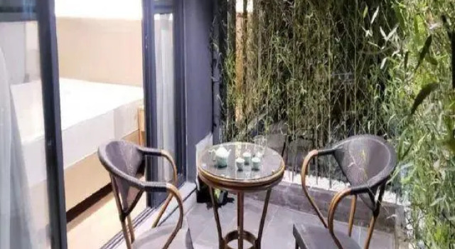 Ling Er Ling Hotel