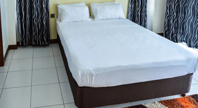 Lido Beach Resort, Забронировать Курортный отель Бамбури Момбаса, рядом с KWS Head Office for Mombasa Marine Park