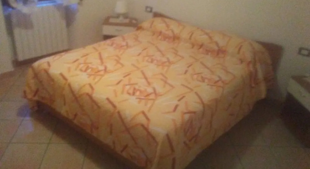 B&B L'Agrifoglio, Book Bed and Breakfast Hoteller i Magliolo med parkering, Parkering