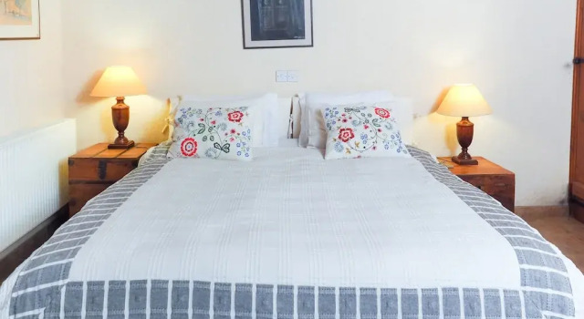 Adamos studio Hotel Apartments, Book Lejlighed Hoteller i Tochni med pool, Swimmingpool