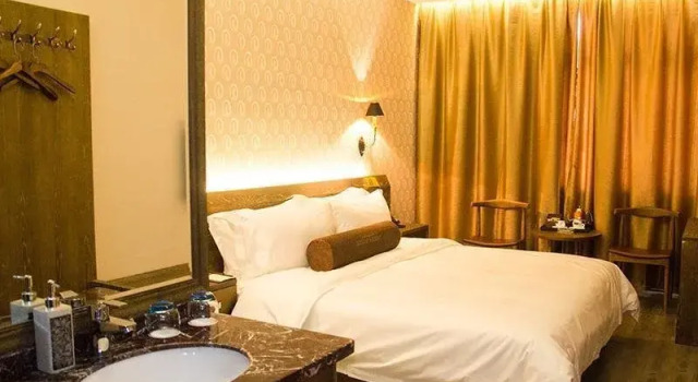 James Joyce Coffetel·Suqian Bus Station, Prenota Hotel Hotel a Jiangsu con parcheggio, Parcheggio