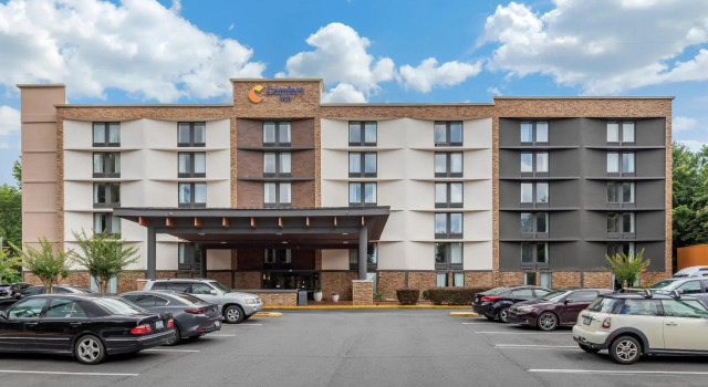 Кровать в общем номере Comfort Inn Charlotte Airport Uptown