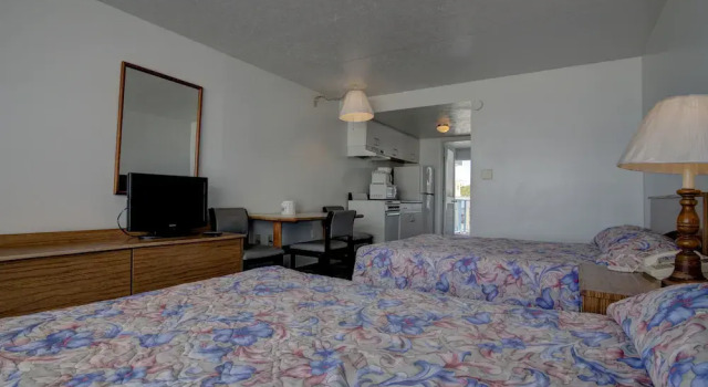 Oceanfront Twilight Surf Hotel, Забронировать Отель Отели Южной Каролины с бассейном, Бассейн