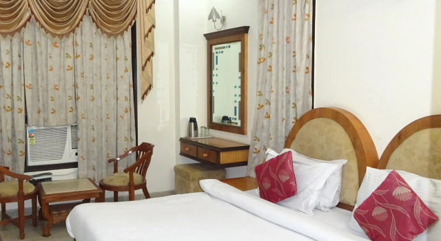Hotel Karat 87 Inn