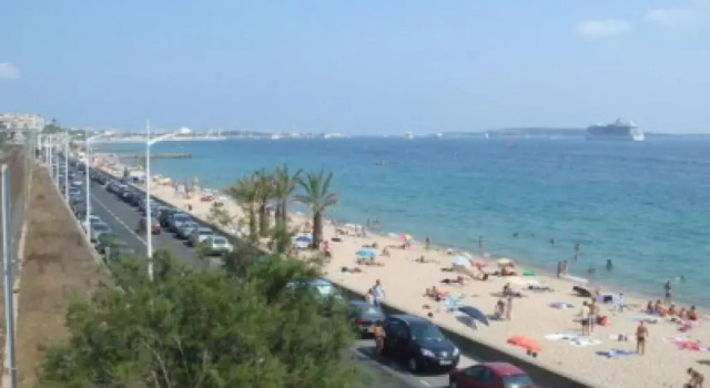 Апартаменты Modern one Bedroomed Apartment Just off the Cannes Seafront With a Terrace and Pool Access - 1753