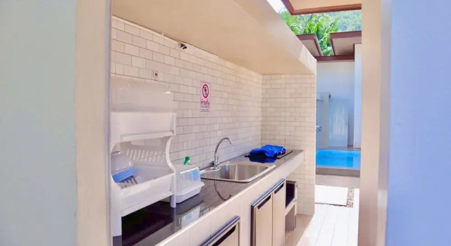 Le poulet poolvilla khanom, Забронировать Вилла Отели Южного Таиланда 3 звезды, 3*