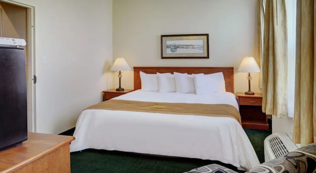 Люкс Standard Lakeview Inns & Suites - Okotoks