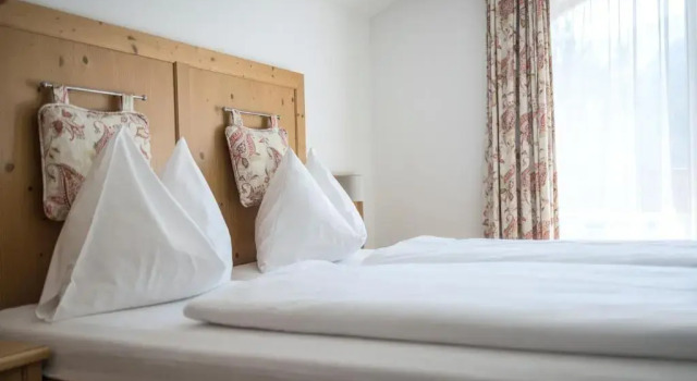 Апартаменты Hotel Sonnegg