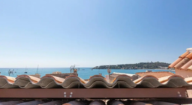 Charming 2 bedroom apartment in the best location, old town of Antibes 301, Забронировать Апартаменты/квартира Апартаменты Антиб, рядом с Antibes Archaeology Museum, Апартаменты/квартира