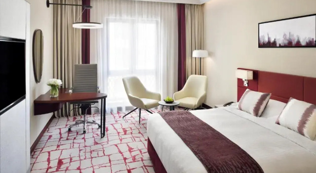 Двухместный номер Superior Mövenpick Hotel & Apartments Bur Dubai