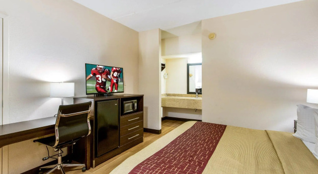 Номер Standard Red Roof Inn & Suites