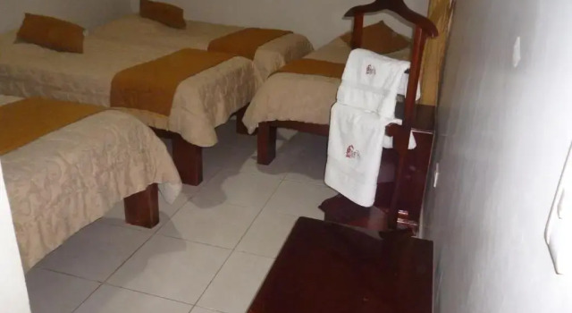 Четырёхместный номер Standard Hostal Fevilamir