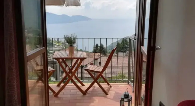 Appartamento La Lince - Rebomaholidays, Забронировать Апартаменты/квартира Тиньяле озеро Гарда