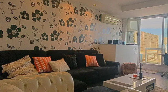 Luxe penthouse centrum l'Escala 300m STRAND-8PAX WiFi 2Parking, Забронировать Отель Отели Ла-Эскал с парковкой, рядом с Platja del Pedrigolet, Парковка