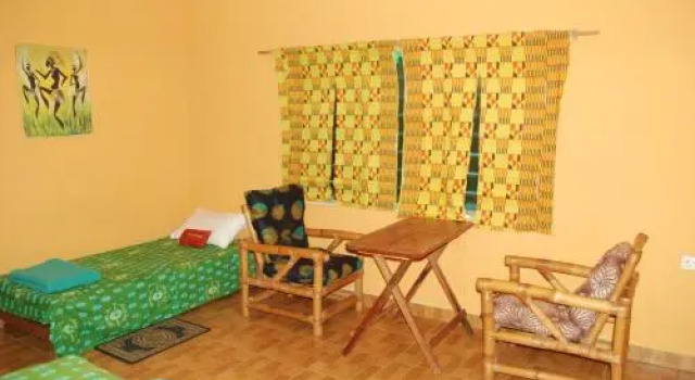 Asaasi Yaa Beach Resort, Buchen Sie Resort Hotels in Awutu Efutu Senya mit Parkplatz, Parkplätze