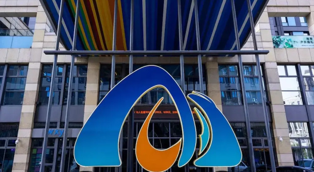 Qin Chao Hotel, Rezervovat Hotel Čeng-čou Henan