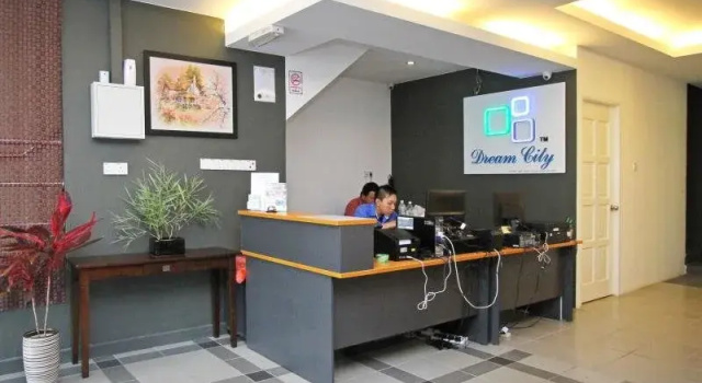 Dream City Hotel