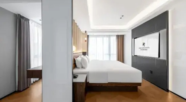 Люкс REZEN LONGUU Hotel (Sanmingbei High-Speed Railway Station Shaxian Airport)