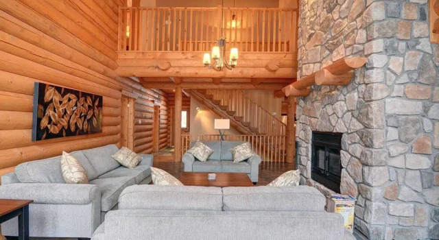 Chalet Bonita, Buchen Sie Chalet Hotels in Québec mit Parkplatz, Parkplätze