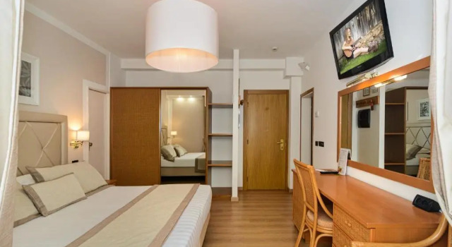 Двухместный номер Standard Raffaelli Park Hotel