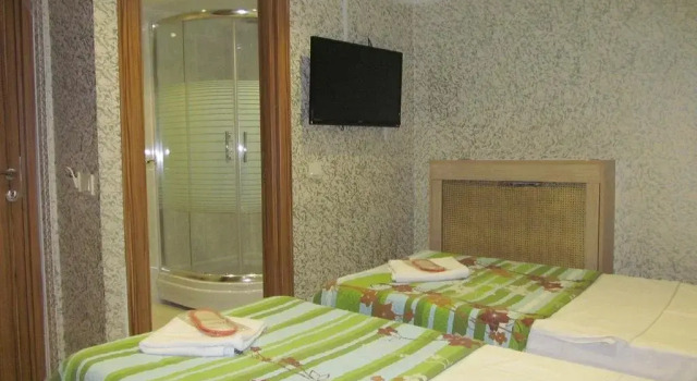 Fly Hotel