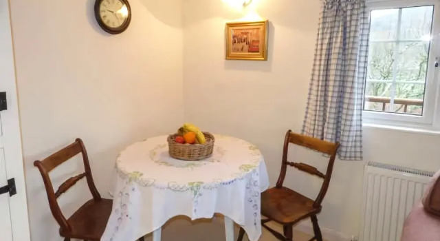 Cedar Lodge, Забронировать Отель Абергейл Клоид