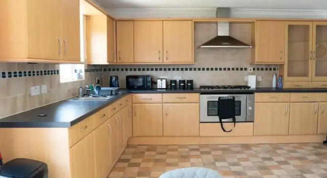 Коттедж Stunning 6-bed House in Milton Keynes