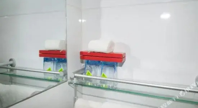 Tianjin 123 Express Hotel, Rezerwuj Hotel Hotele w Tianjin Province z parkingiem, Parking