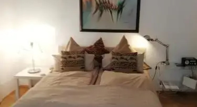 Oase im Park, Prenota Hotel Mitte Berlino, vicino a Stazione Metro Turmstraße