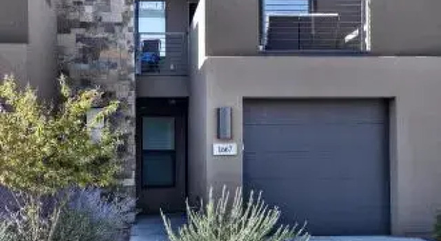 Gardiner's Getaway, Varaa Hotelli St. George 