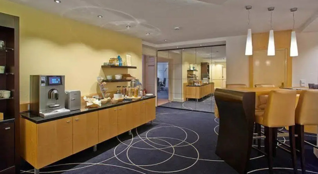 Xenios Apartments Frankfurt Westend, Забронировать Апартаменты/квартира СПА-отели Франкфурт-на-Майне, рядом с Центр еврейской общины во Франкфурте, SPA-услуги