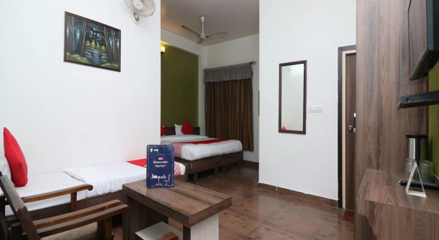 OYO 16592 Hotel Global Inn