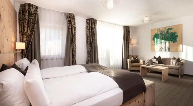 Hotel Baer & Post Zernez, Réserver Hôtel Zernez Basse-Engadine