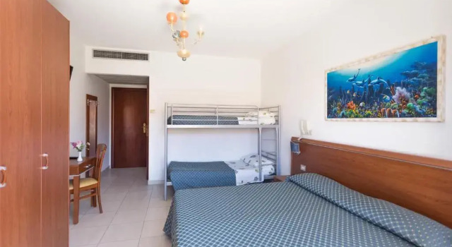 Четырёхместный номер Standard Hotel Abruzzo
